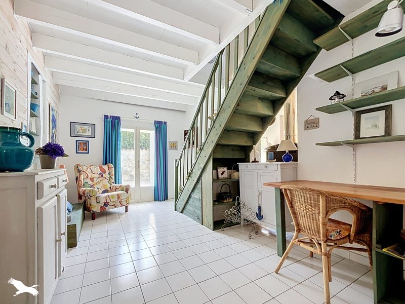 Vente Maison LE CHATEAU D OLERON - 7 pièces -117 m² - (17480)