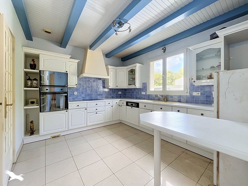 Vente Maison LE CHATEAU D OLERON - 6 pièces -163 m² - (17480)