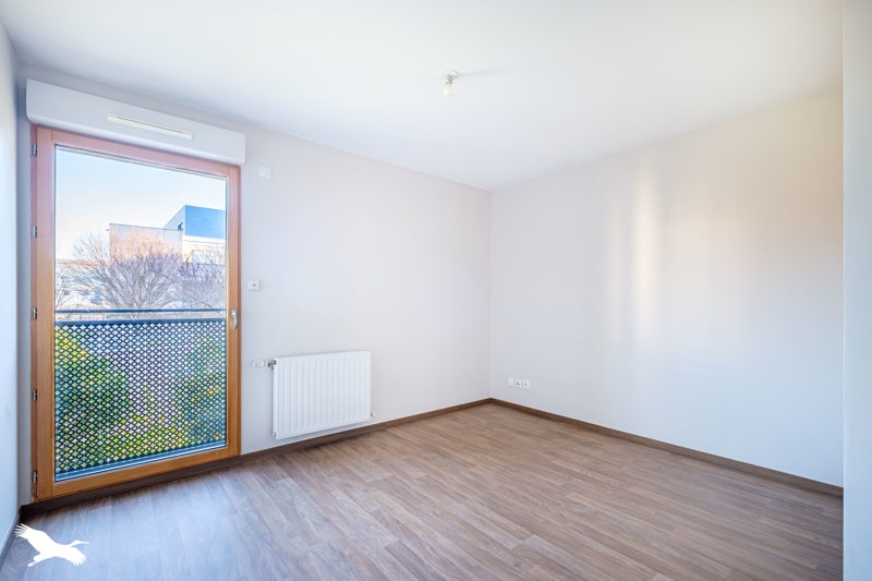 Vente Appartement BRON - 4 pièces -75 m² - (69500)