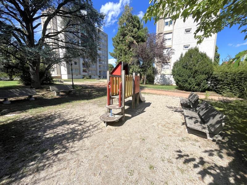 Vente Appartement BRON - 3 pièces -72,4 m² - (69500)
