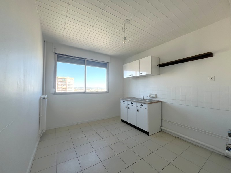 Vente Appartement BRON - 3 pièces -74 m² - (69500)