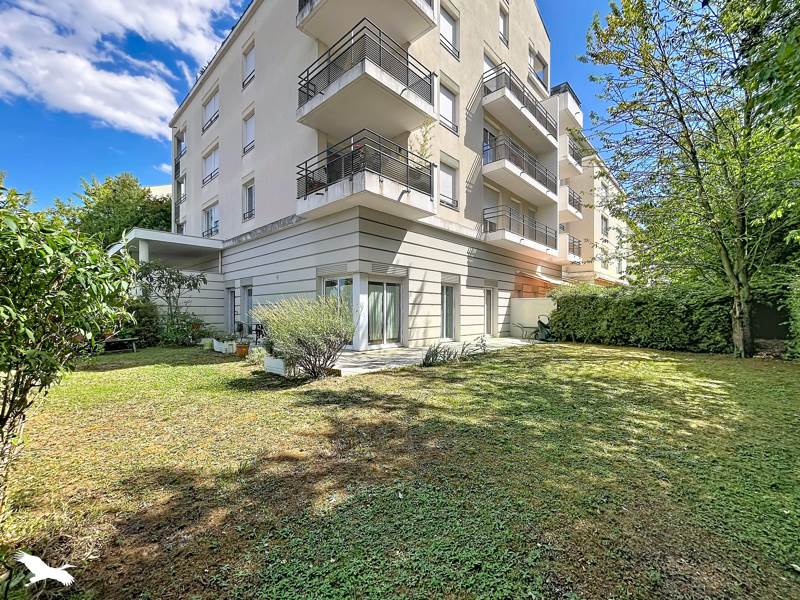 Vente Appartement BRON - 3 pièces -69,8 m² - (69500)