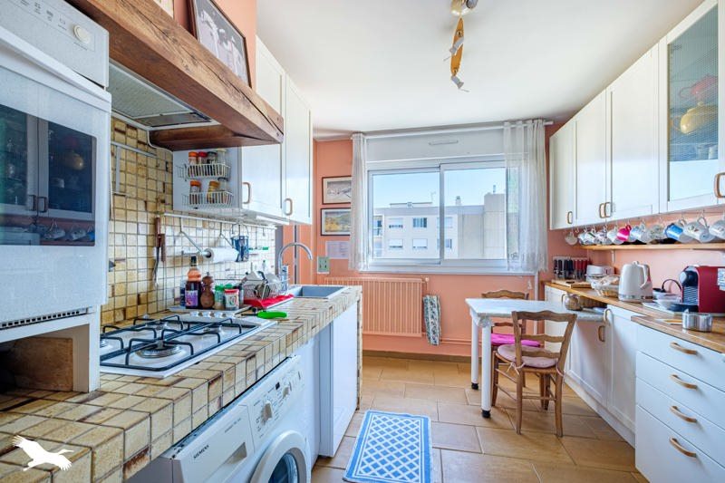 Vente Appartement BRON - 6 pièces -117,7 m² - (69500)