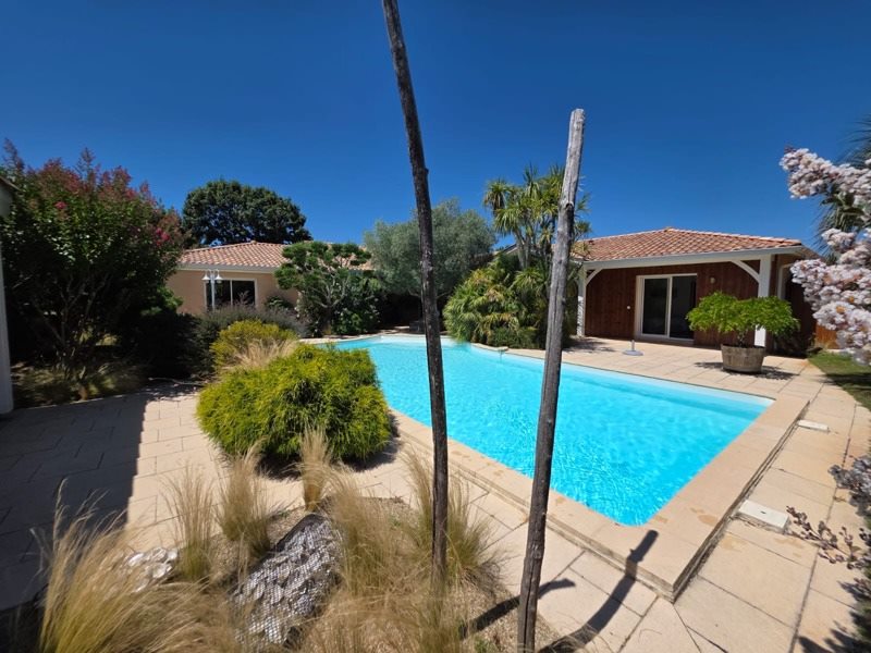 Vente Maison LA TESTE DE BUCH - 6 pièces -180 m² - (33260)