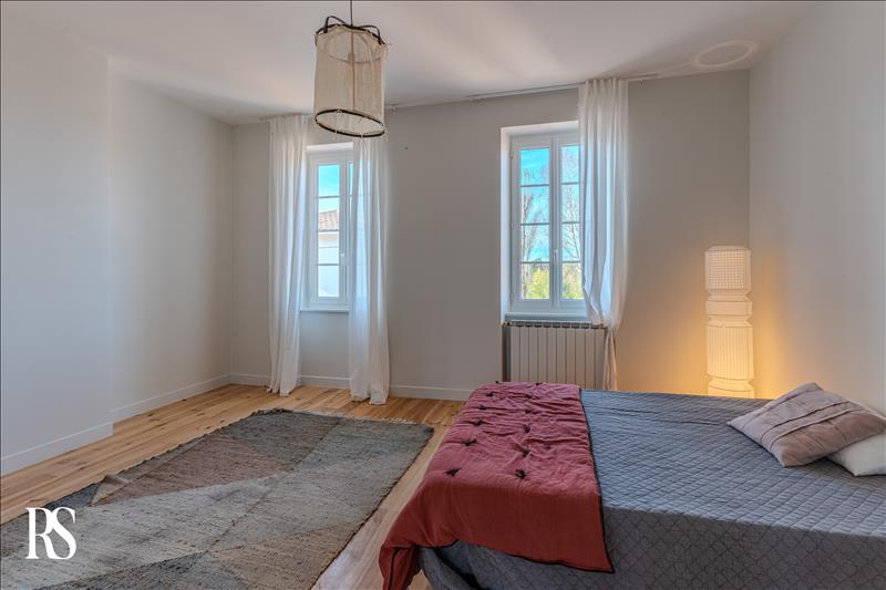 Vente Maison LA TESTE DE BUCH - 8 pièces -235 m² - (33260)