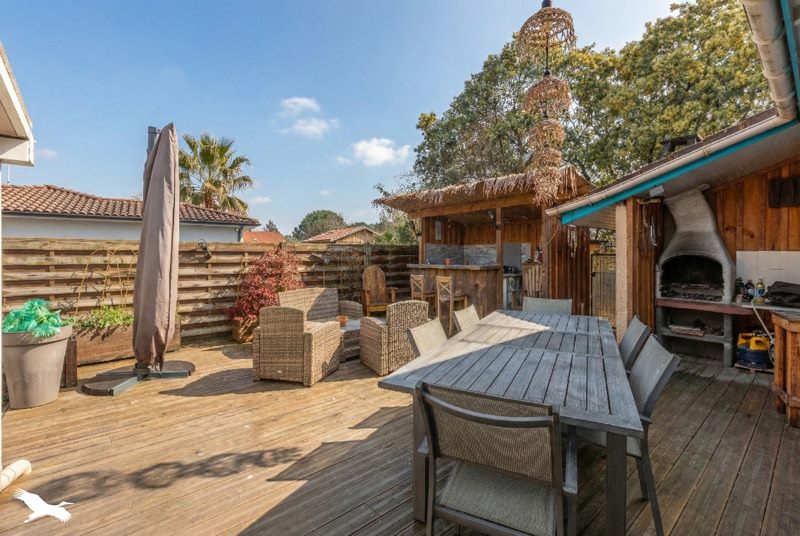 Vente Maison LA TESTE DE BUCH - 6 pièces -158 m² - (33260)