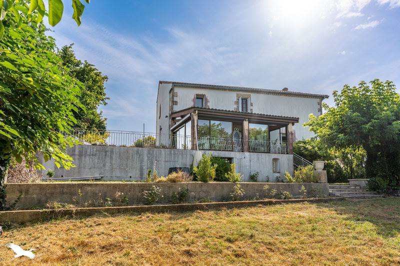Vente Maison MONCLAR - 7 pièces -187 m² - (47380)