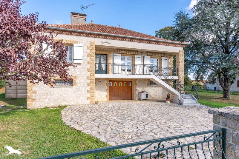 Vente Maison LAROQUE TIMBAUT 47340 6 pièces - 140 m²
