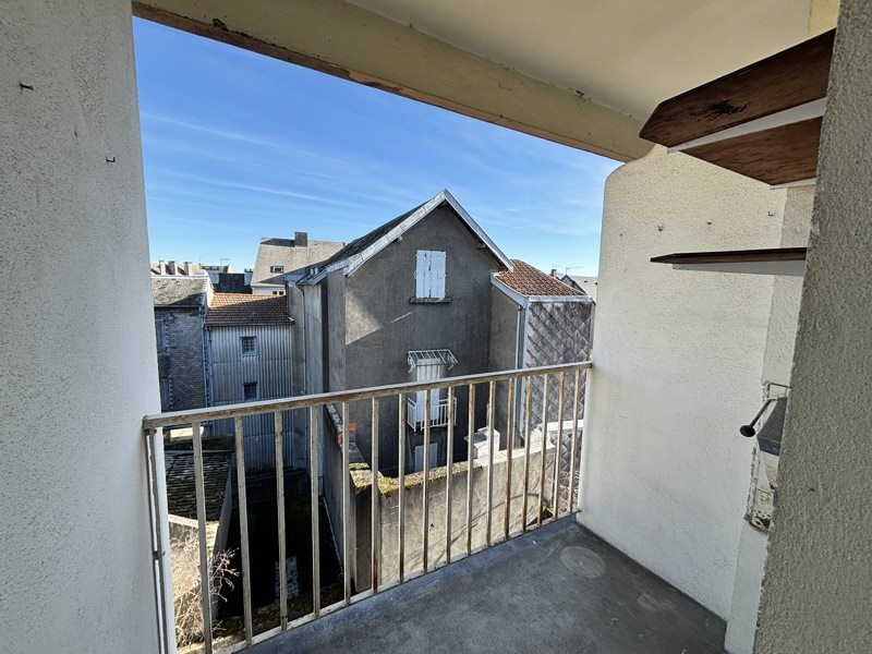 Vente Appartement LANNEMEZAN - 3 pièces -64 m² - (65300)