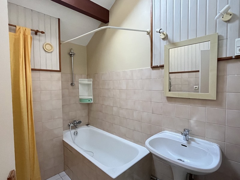 Vente Appartement LANNEMEZAN - 3 pièces -64 m² - (65300)