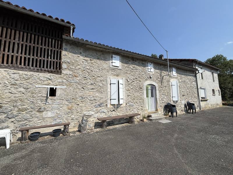 Vente Maison BIZE 65150 6 pièces - 140 m²