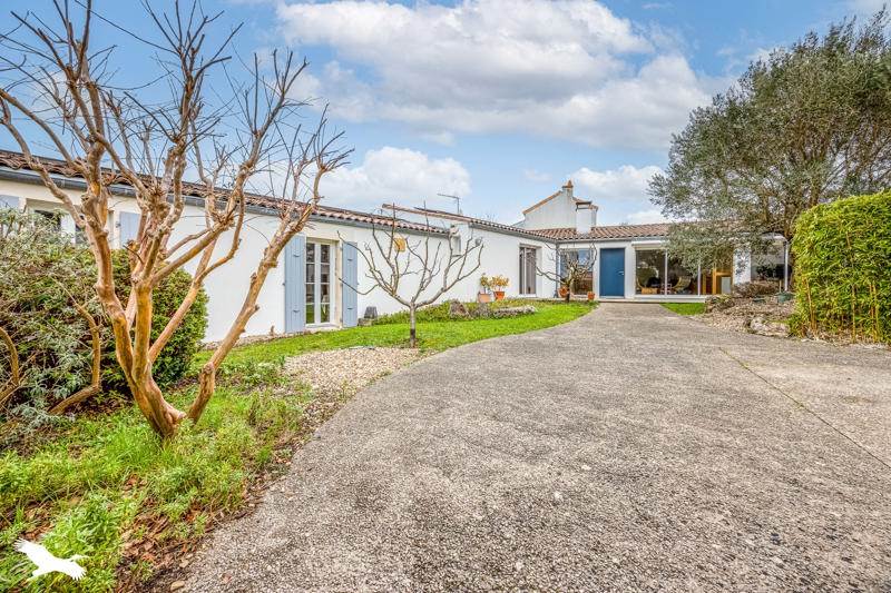 Vente Maison LA ROCHELLE - 6 pièces -147 m² - (17000)