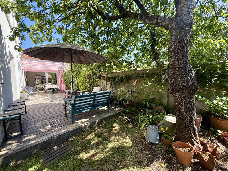 Vente Maison LA ROCHELLE - 5 pièces -137 m² - (17000)