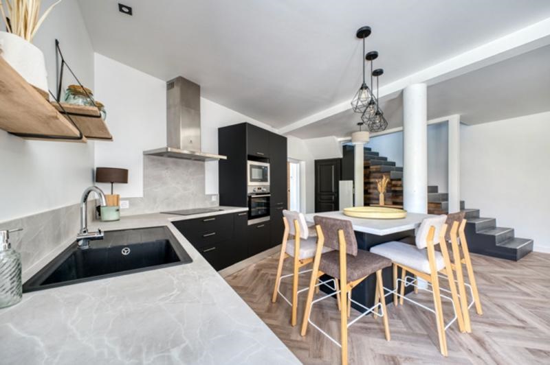 Vente Maison LA ROCHELLE - 6 pièces -169 m² - (17000)