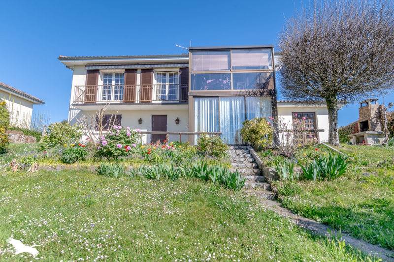 Vente Maison ST JUST LE MARTEL - 6 pièces -120 m² - (87590)