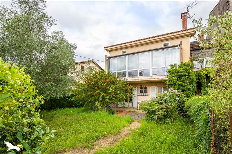 Vente Maison ST GIRONS - 14 pièces -281 m² - (09200)