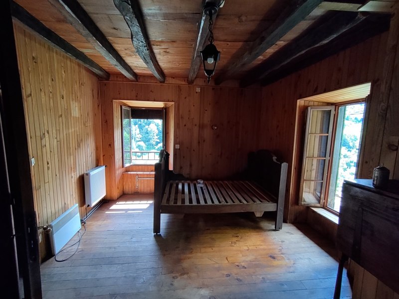 Maison  - 3 pièces    - 50 m² - LE PORT (09)