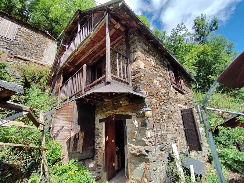 Maison  - 3 pièces    - 50 m² - LE PORT (09)