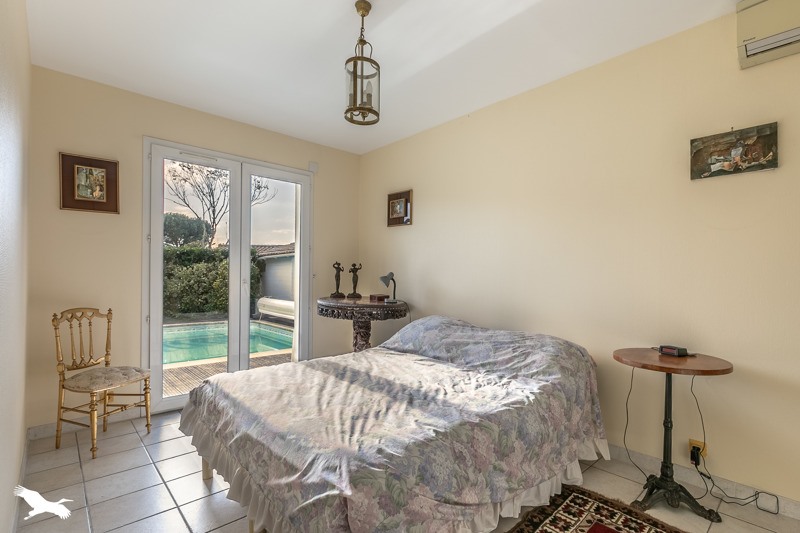 Vente Maison GUJAN MESTRAS - 6 pièces -172 m² - (33470)