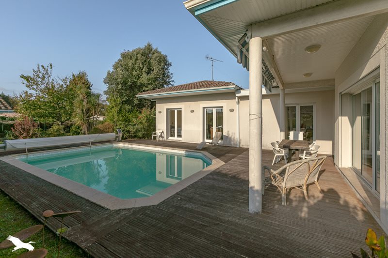 Vente Maison GUJAN MESTRAS - 6 pièces -172 m² - (33470)