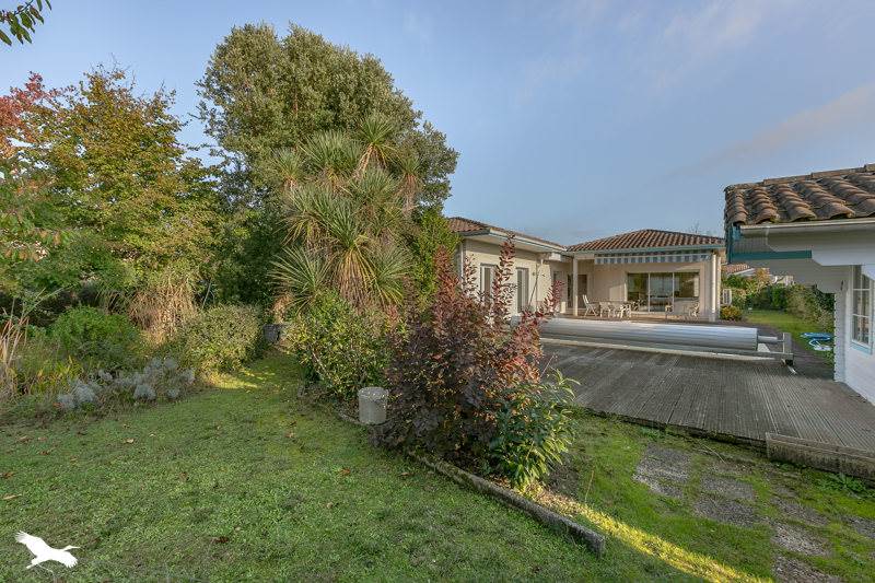 Vente Maison GUJAN MESTRAS - 6 pièces -172 m² - (33470)