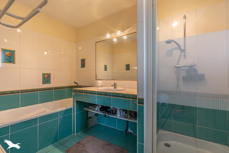 Vente Maison GUJAN MESTRAS - 6 pièces -172 m² - (33470)