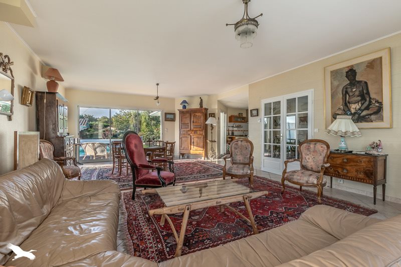 Vente Maison GUJAN MESTRAS - 6 pièces -172 m² - (33470)