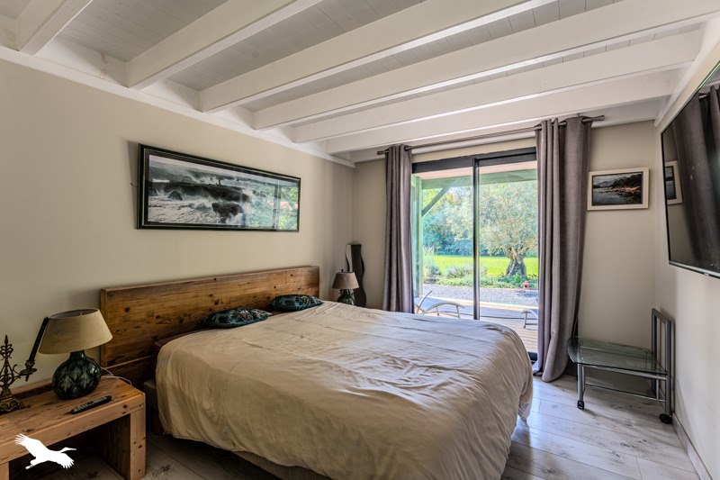 Vente Maison GUJAN MESTRAS - 5 pièces -292 m² - (33470)