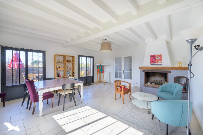 Vente Maison GUJAN MESTRAS - 9 pièces -206 m² - (33470)