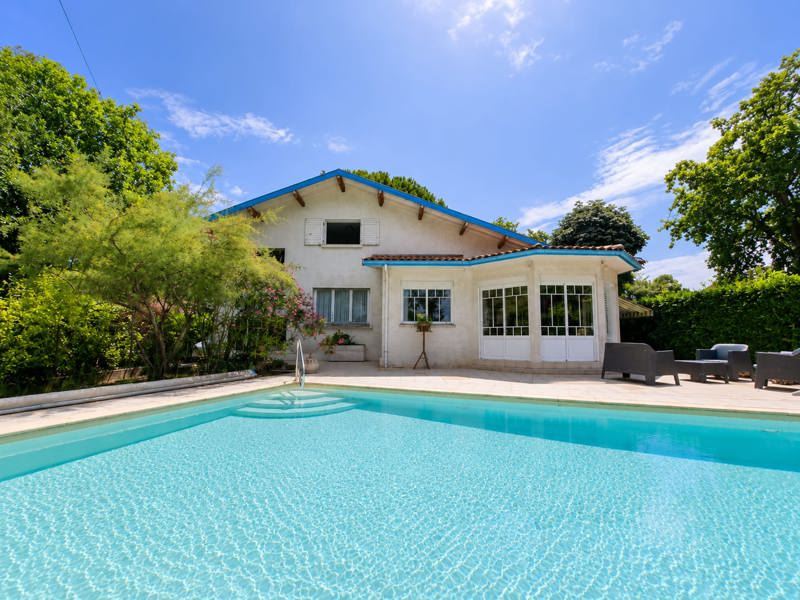 Vente Maison Gujan-Mestras - 10 pièces -142 m² - (33470)