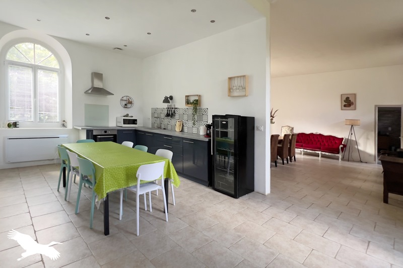 Vente Maison CONDAT SUR VIENNE - 8 pièces -237 m² - (87920)