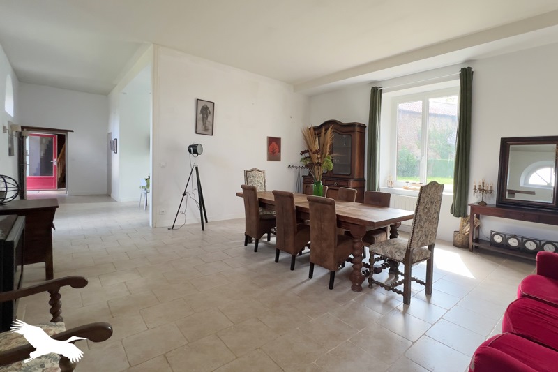 Vente Maison CONDAT SUR VIENNE - 8 pièces -237 m² - (87920)
