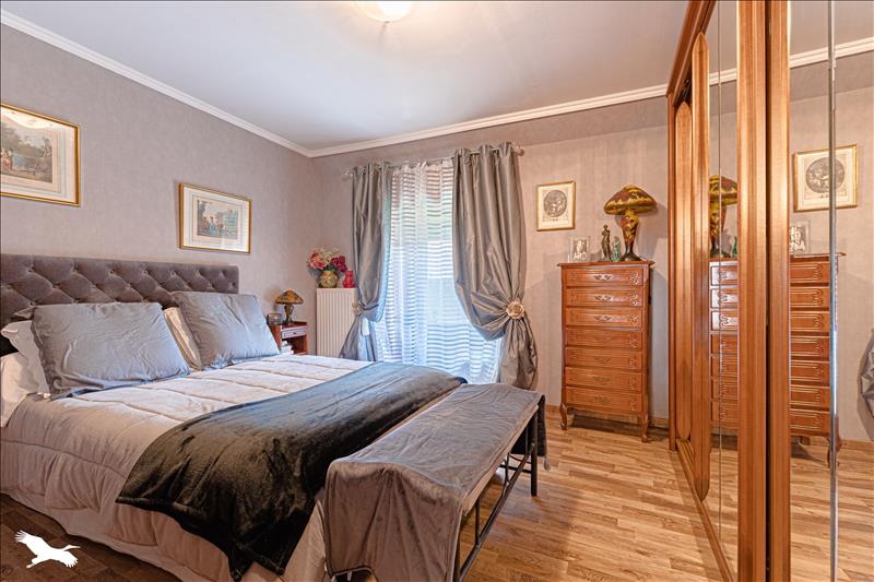 Vente Maison LE VIGEN - 16 pièces -270 m² - (87110)