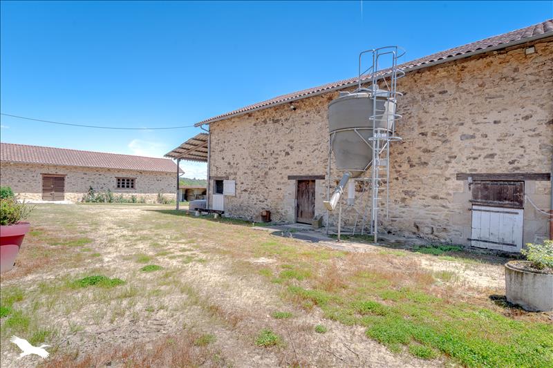 Vente Maison LE VIGEN - 8 pièces -589 m² - (87110)