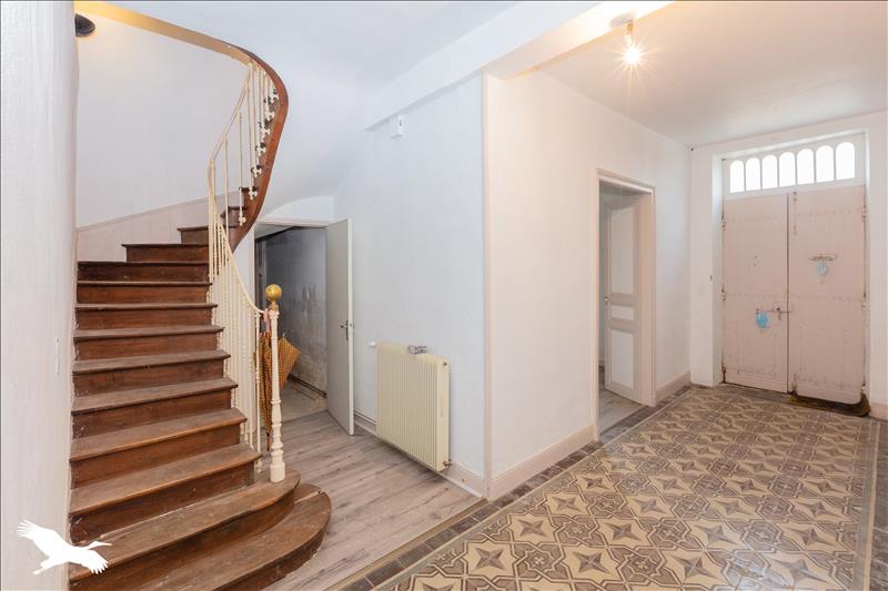 Vente Maison CASTELNAU D AUZAN LABARRERE - 8 pièces -270 m² - (32440)