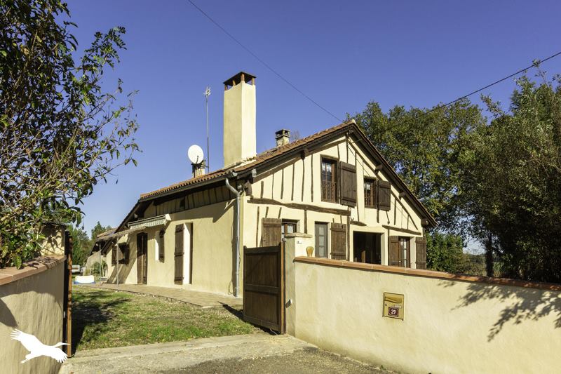 Vente Maison Larée - 8 pièces -180 m² - (32150)