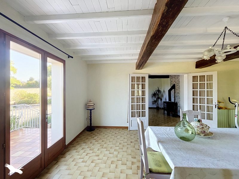 Vente Maison CASTILLON DEBATS - 5 pièces -166 m² - (32190)