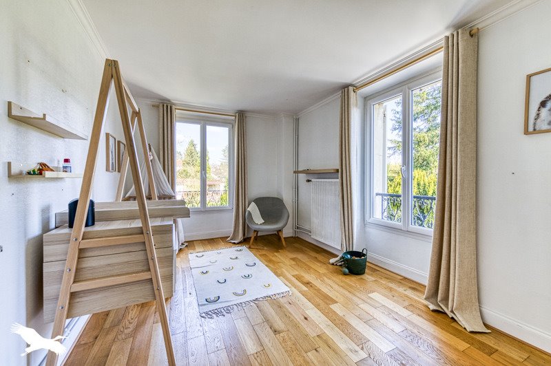 Vente Maison PARMAIN - 6 pièces -195 m² - (95620)
