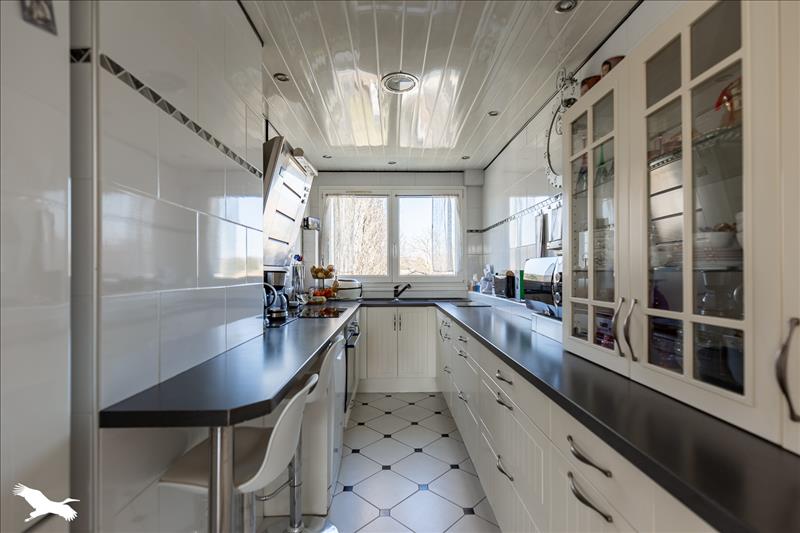 Vente Appartement L ISLE ADAM - 4 pièces -63 m² - (95290)