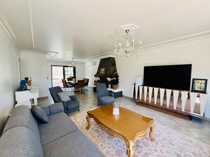 Vente Maison L'Isle-Adam - 8 pièces -192 m² - (95290)