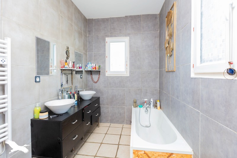 Vente Maison LOMBEZ - 5 pièces -142 m² - (32220)