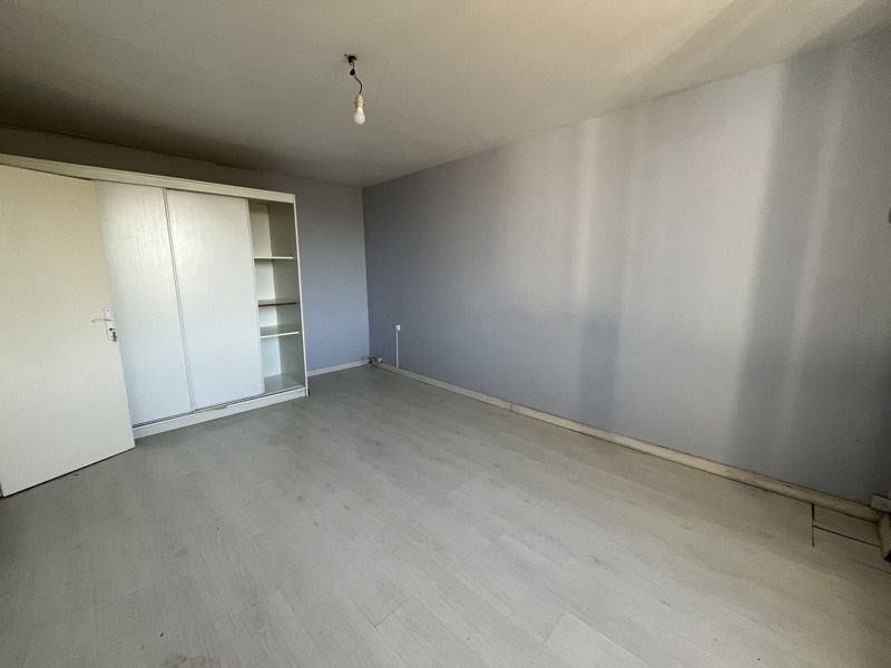 Vente Maison LONNES - 3 pièces -94 m² - (16230)