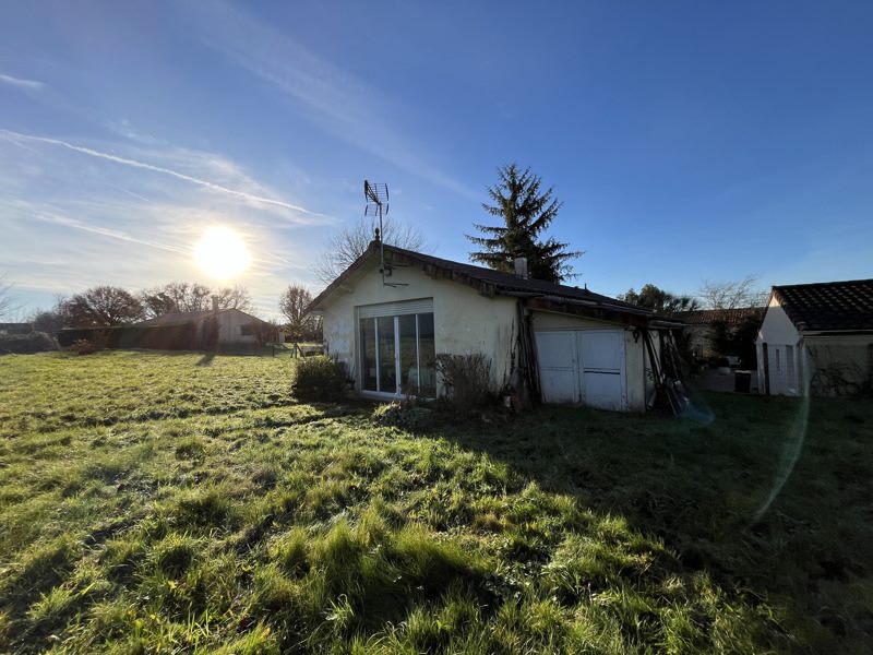 Vente Maison BEAULIEU SUR SONNETTE - 7 pièces -160 m² - (16450)