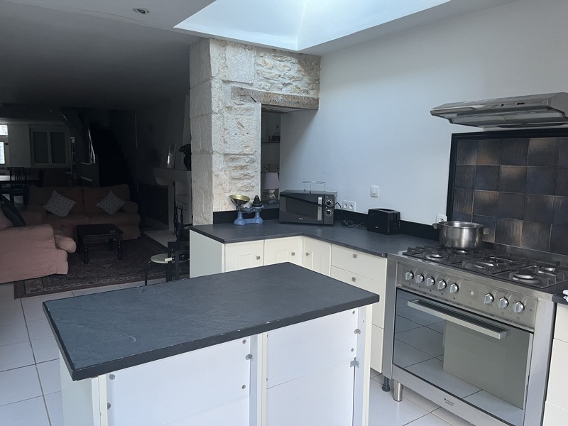 Vente Maison RUFFEC - 4 pièces -114 m² - (16700)