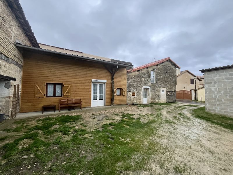 Vente Maison VILLEFAGNAN - 3 pièces -120 m² - (16240)