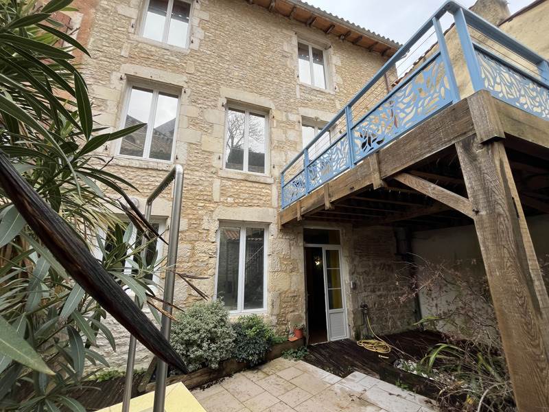 Vente Maison VERTEUIL SUR CHARENTE 16510 6 pièces - 232 m²