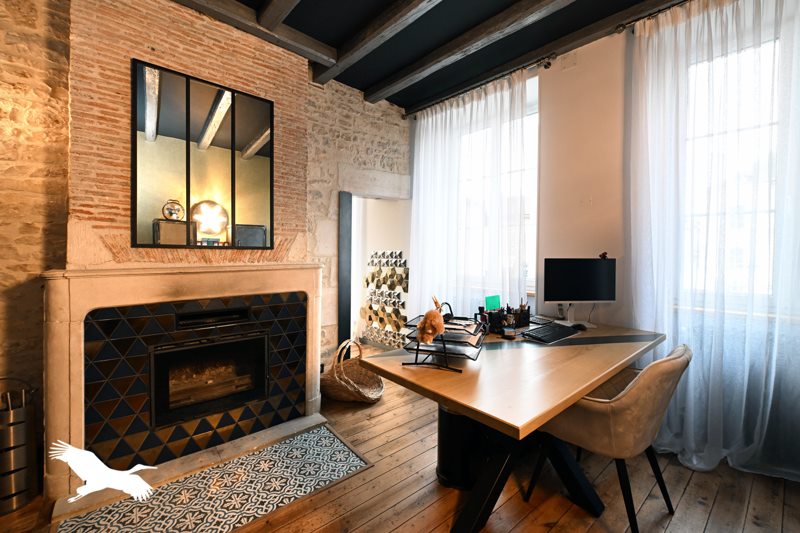 Vente Maison VERTEUIL SUR CHARENTE - 6 pièces -232 m² - (16510)