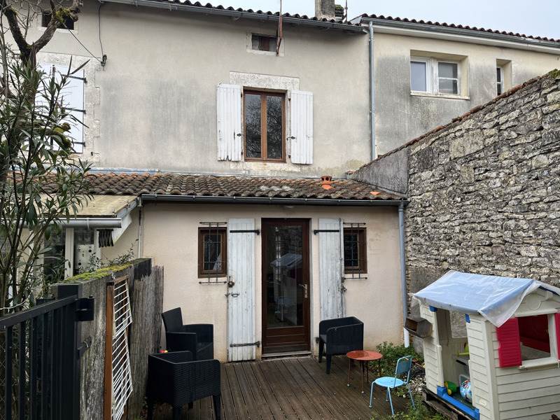 Vente Maison RUFFEC - 4 pièces -56,9 m² - (16700)