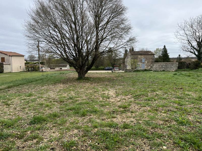 Vente Maison VERVANT - 2 pièces -290 m² - (16330)