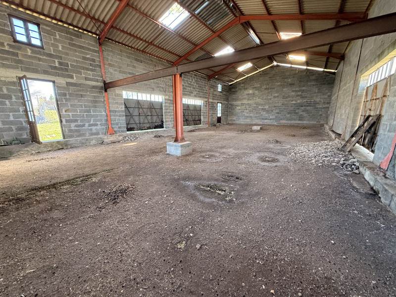 Vente Maison VERVANT - 2 pièces -290 m² - (16330)